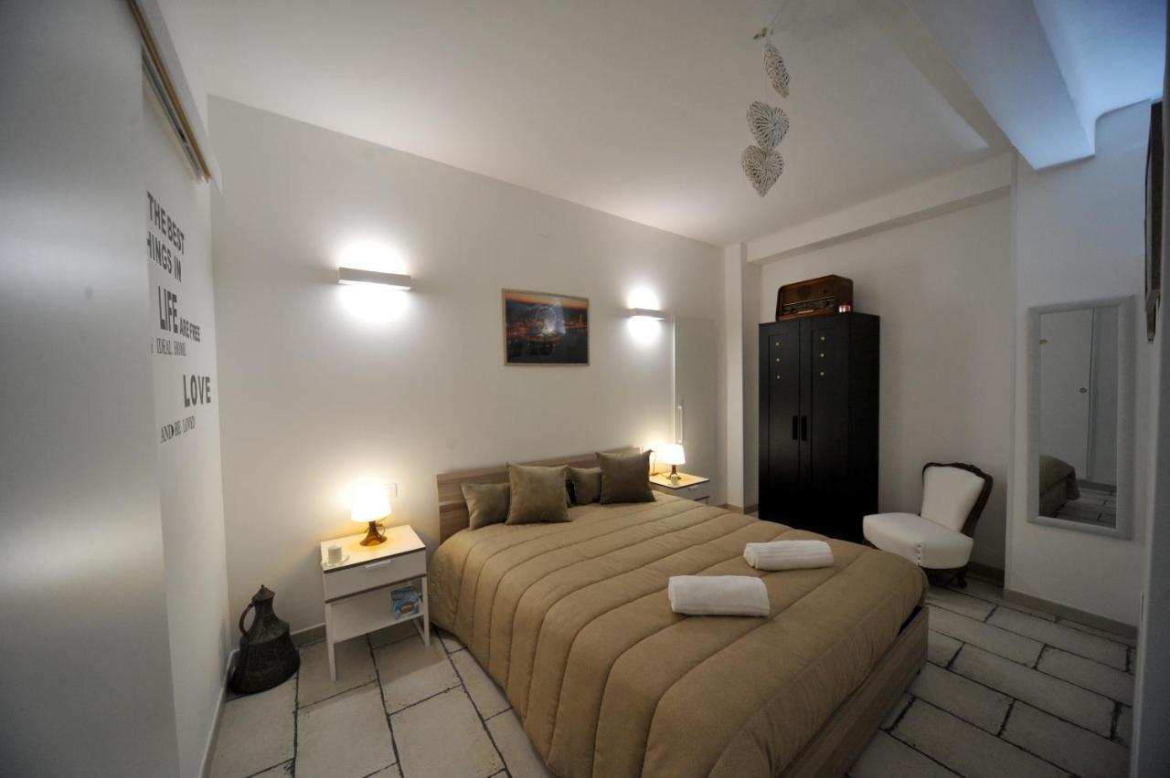 Pietra Bianca Appartment Bari Exterior foto