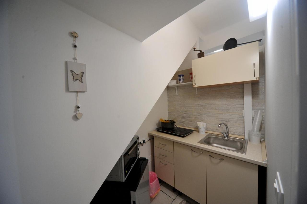 Pietra Bianca Appartment Bari Exterior foto